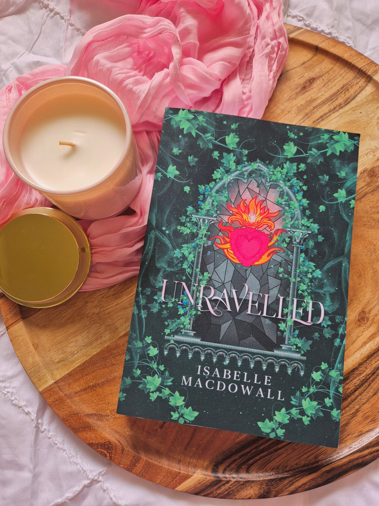 Unravelled by Isabella MacDowall